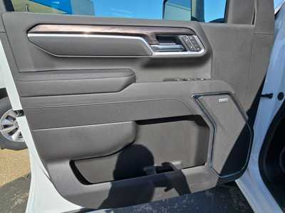 2025 Chevrolet 3500 Crew Cab, $70095. Photo 9