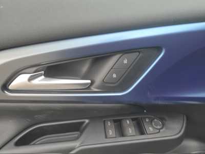 2025 Chevrolet Equinox, $42890. Photo 10