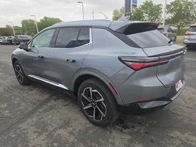 2025 Chevrolet Equinox, $42890. Photo 5
