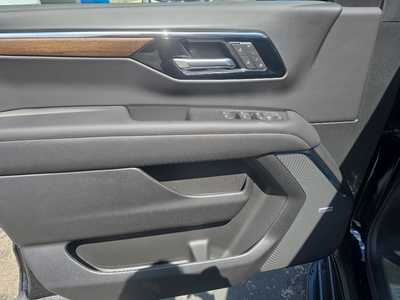 2025 Chevrolet Suburban, $93730. Photo 9