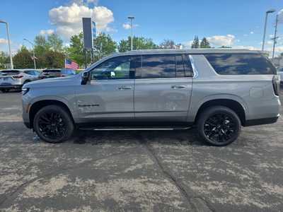 2025 Chevrolet Suburban, $84540. Photo 6