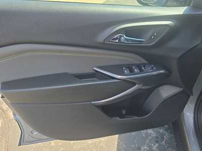 2025 Chevrolet Trax, $26690. Photo 9