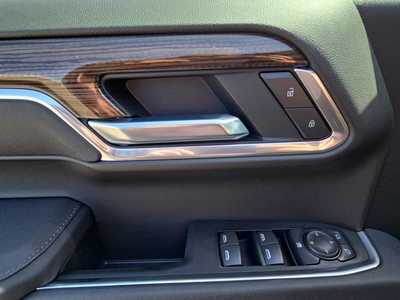 2025 Chevrolet 1500 Crew Cab, $57580. Photo 10