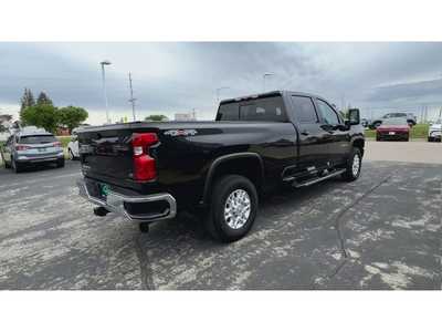 2022 Chevrolet 3500 Crew Cab, $56995. Photo 8
