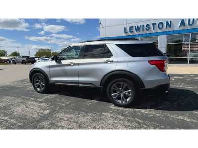 2021 Ford Explorer, $28995. Photo 6