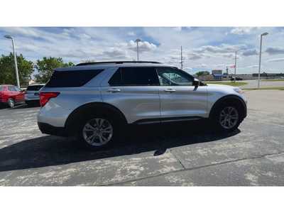 2021 Ford Explorer, $28995. Photo 9