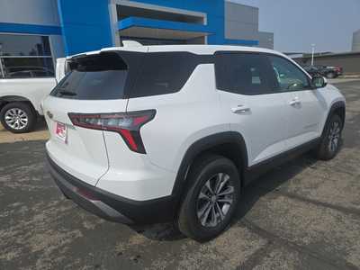 2026 Chevrolet Equinox, $33795. Photo 3
