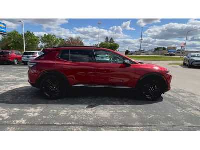 2024 Chevrolet Equinox, $32995. Photo 9