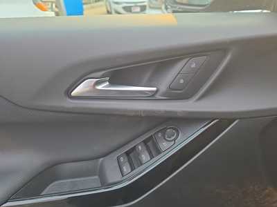 2026 Chevrolet Equinox, $34885. Photo 10