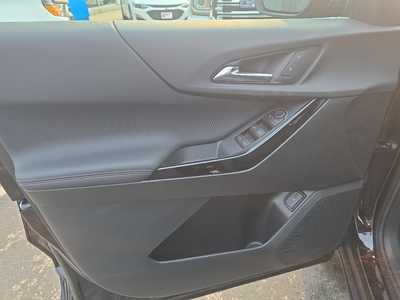 2026 Chevrolet Equinox, $34885. Photo 9