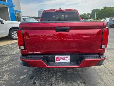 2025 Chevrolet Colorado Crew Cab, $39290. Photo 4
