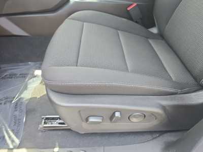 2025 Chevrolet Colorado Crew Cab, $39190. Photo 11