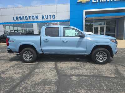 2025 Chevrolet Colorado Crew Cab, $39190. Photo 2