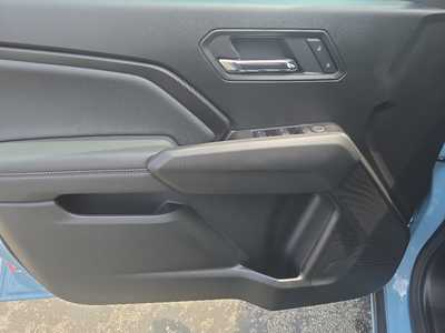 2025 Chevrolet Colorado Crew Cab, $39190. Photo 9