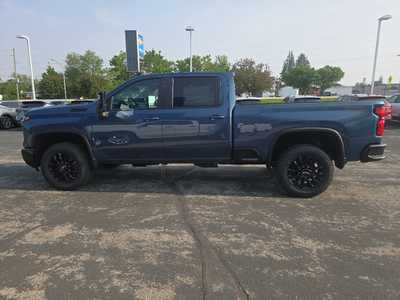 2025 Chevrolet 3500 Crew Cab, $64730. Photo 6