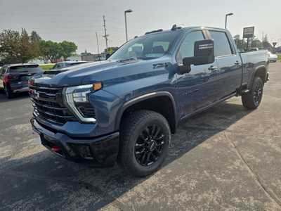 2025 Chevrolet 3500 Crew Cab, $64730. Photo 7