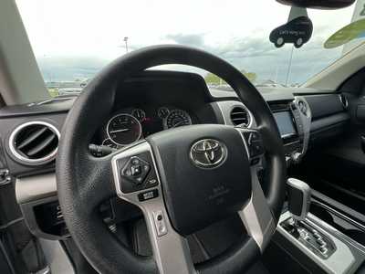 2014 Toyota Tundra Crew Cab, $19995. Photo 10