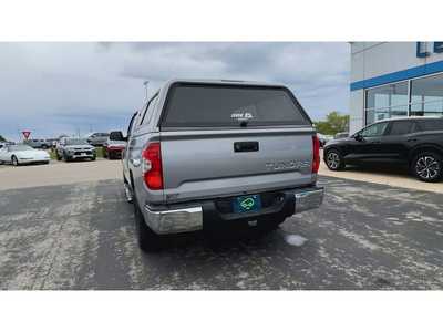 2014 Toyota Tundra Crew Cab, $19995. Photo 7