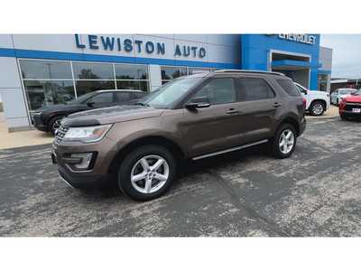 2016 Ford Explorer, $7995. Photo 4