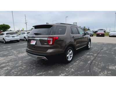 2016 Ford Explorer, $7995. Photo 8