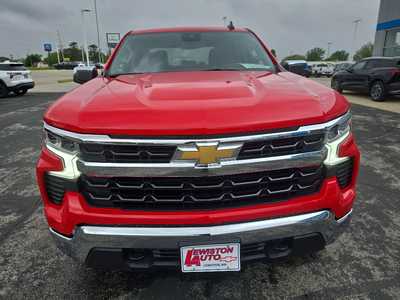 2025 Chevrolet 1500 Crew Cab, $53570. Photo 8
