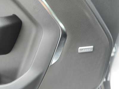 2025 Chevrolet Suburban, $72380. Photo 11