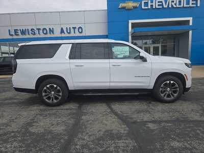 2025 Chevrolet Suburban, $72380. Photo 2