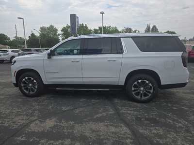 2025 Chevrolet Suburban, $72380. Photo 6