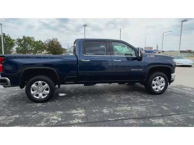 2022 Chevrolet 3500 Crew Cab, $49995. Photo 9