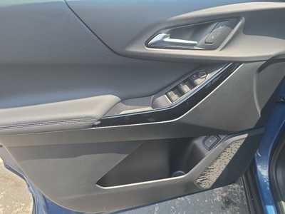 2026 Chevrolet Equinox, $33545. Photo 9