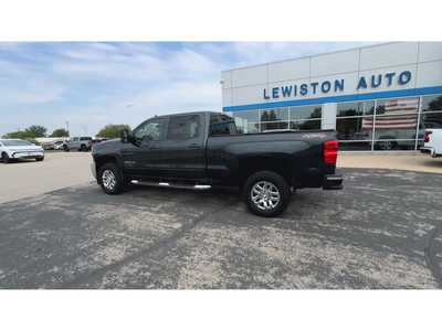 2017 Chevrolet 3500 Crew Cab, $32995. Photo 6