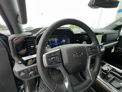 2025 Chevrolet 1500 Crew Cab, $57265. Photo 10