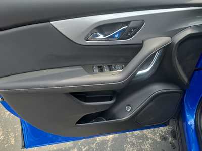 2025 Chevrolet Blazer, $41605. Photo 9