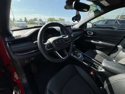 2023 Jeep Compass, $25450. Photo 10