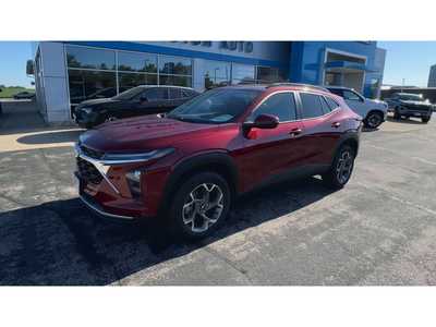 2025 Chevrolet Trax, $24690. Photo 4