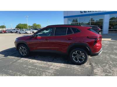 2025 Chevrolet Trax, $24690. Photo 6