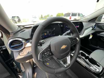 2025 Chevrolet Trax, $24690. Photo 10