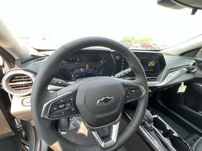 2025 Chevrolet Trax, $25895. Photo 10