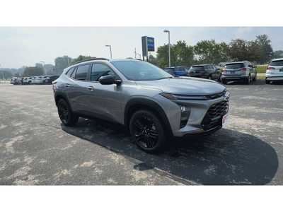2025 Chevrolet Trax, $25895. Photo 2