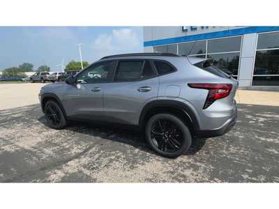 2025 Chevrolet Trax, $25895. Photo 6
