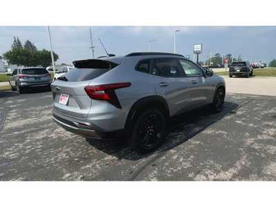 2025 Chevrolet Trax, $25895. Photo 8
