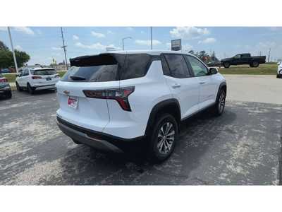 2026 Chevrolet Equinox, $31495. Photo 8