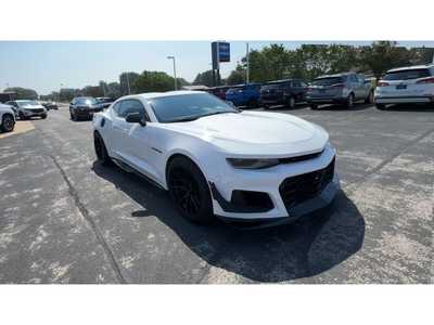 2018 Chevrolet Camaro, $15995. Photo 2
