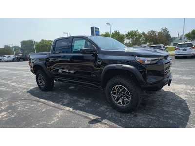 2025 Chevrolet Colorado Crew Cab, $51280. Photo 2