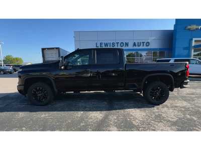 2025 Chevrolet 3500 Crew Cab, $63935. Photo 5