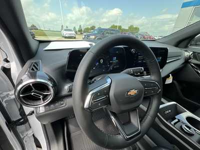 2026 Chevrolet Equinox, $34815. Photo 10