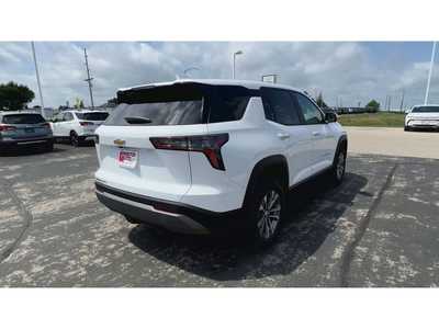 2026 Chevrolet Equinox, $34815. Photo 8