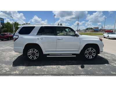 2018 Toyota 4Runner, $31495. Photo 9