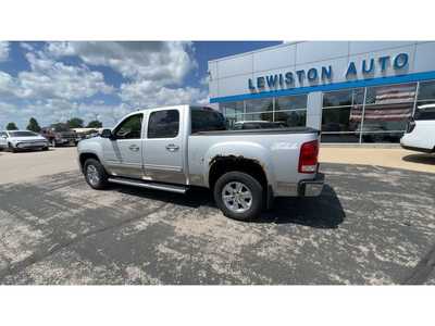 2011 GMC Sierra, $2495. Photo 6