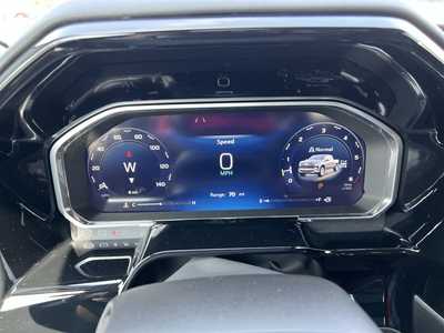 2026 Chevrolet 1500 Crew Cab, $59215. Photo 11